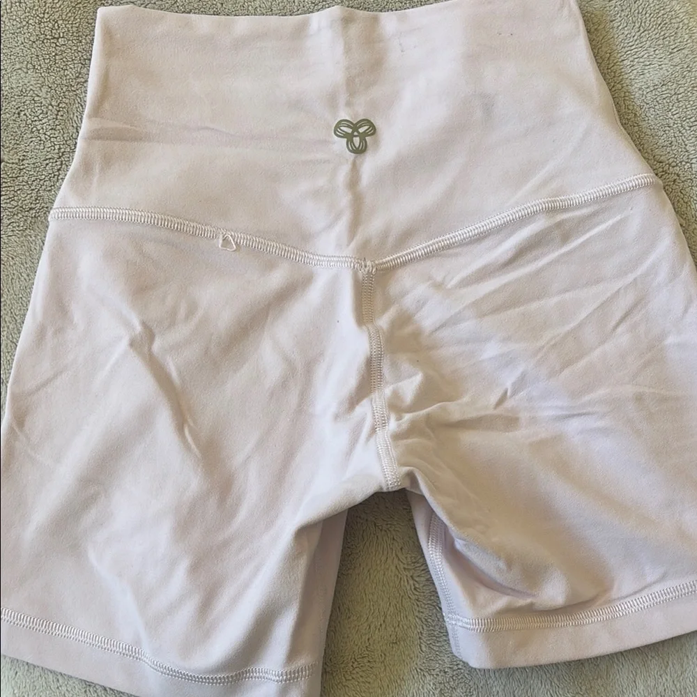 Aritzia Pink Bike Shorts High-Waisted - Picture 2 of 4